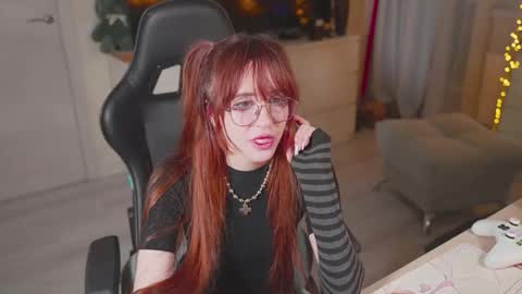 Snapshot of kveilynn chatting on March 4, 7:53 pm Kveilynn online show from March 4, 7:53 pm