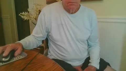 kwcam online show from April 4, 4:26 pm