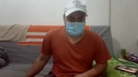 Snapshot of kwt8933 chatting on January 9, 6:48 am khalid 89 online show from January 9, 6:48 am