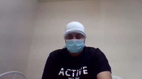Snapshot of kwt8933 chatting on April 26, 7:44 pm khalid 89 online show from April 26, 7:44 pm