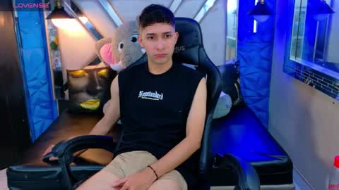 Snapshot of kygo_williams chatting on October 12, 5:39 am Kygo online show from October 12, 5:39 am