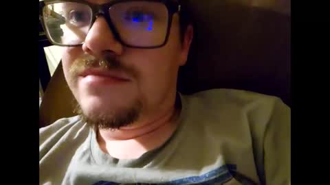 Snapshot of kyle624892 chatting on December 22, 9:11 am Ojax online show from December 22, 9:11 am