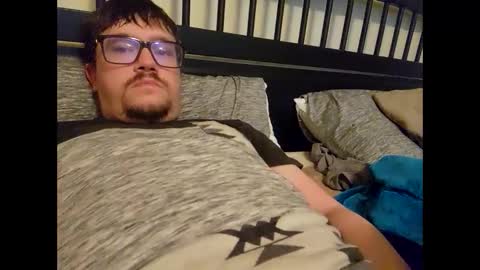 Snapshot of kyle624892 chatting on December 25, 12:27 am Ojax online show from December 25, 12:27 am