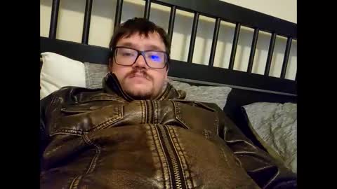 Snapshot of kyle624892 chatting on January 2, 8:35 pm Ojax online show from January 2, 8:35 pm