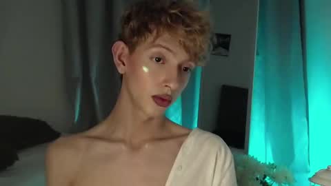 Snapshot of kyle__cooper chatting on December 10, 2:27 am Kyle Cooper online show from December 10, 2:27 am