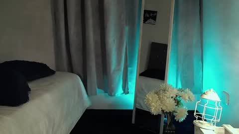 Snapshot of kyle__cooper chatting on December 10, 8:30 am Kyle Cooper online show from December 10, 8:30 am