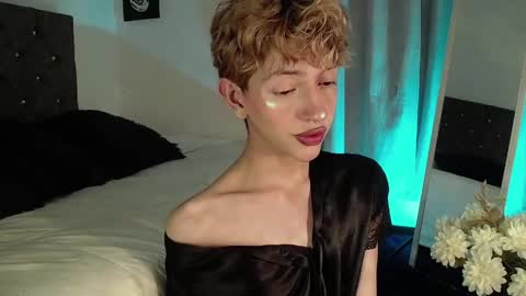 Snapshot of kyle__cooper chatting on December 27, 4:58 am Kyle Cooper online show from December 27, 4:58 am