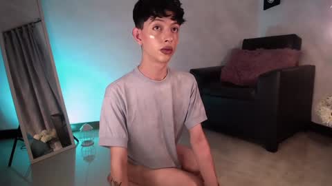 Snapshot of kyle__cooper chatting on January 16, 4:38 am Kyle Cooper online show from January 16, 4:38 am