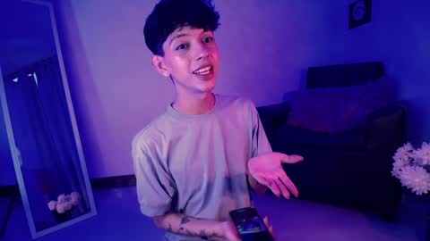 Snapshot of kyle__cooper chatting on January 18, 11:11 am Kyle Cooper online show from January 18, 11:11 am