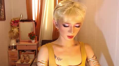 babyKylene online show from January 12, 6:40 am