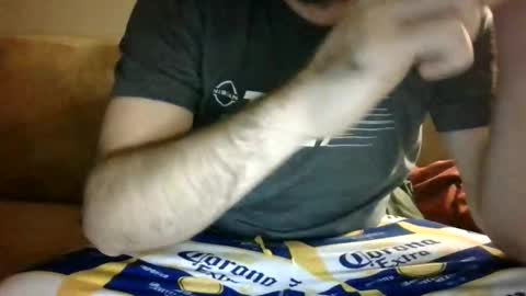 kylesingers online show from December 15, 6:06 am