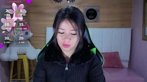 Snapshot of kylia_a chatting on April 17, 1:03 pm Kilya online show from April 17, 1:03 pm