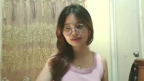 Snapshot of kylie1177 chatting on October 22, 1:11 pm its me KYLIE online show from October 22, 1:11 pm