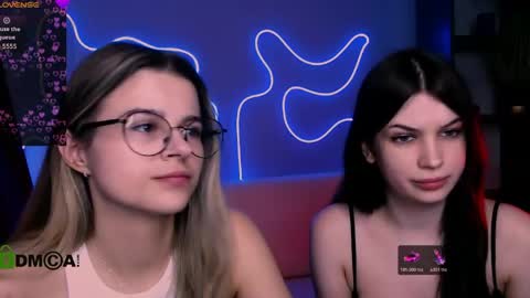 Kylie loves u online show from April 12, 12:54 pm