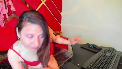 kylie_bloom online show from March 29, 9:48 pm