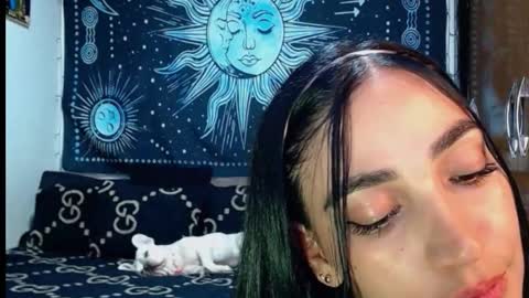 Snapshot of kylie_capricorn chatting on October 15, 10:10 pm kylie online show from October 15, 10:10 pm