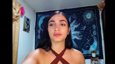 Snapshot of kylie_capricorn chatting on November 20, 12:33 am kylie online show from November 20, 12:33 am