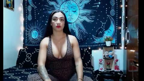 kylie online show from February 25, 10:41 pm