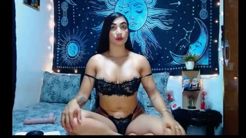 kylie online show from May 9, 10:15 pm