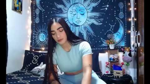kylie online show from June 19, 9:29 pm