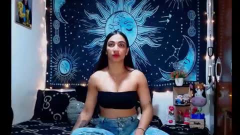 kylie online show from June 25, 9:52 pm