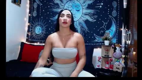 kylie online show from August 4, 7:16 pm
