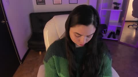 kylie online show from December 30, 1:25 pm