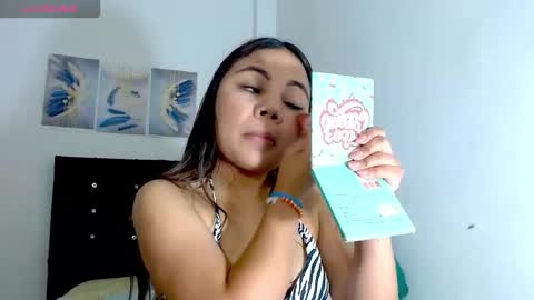 Paola online show from December 15, 11:20 pm