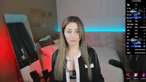 Kylie online show from March 31, 1:22 pm