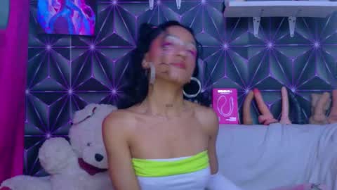  KYLIE online show from October 29, 5:42 am