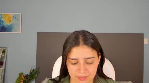 Snapshot of kylie_reyes chatting on February 14, 7:33 pm Kylie Reyes online show from February 14, 7:33 pm