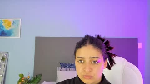 Snapshot of kylie_reyes chatting on February 25, 7:36 pm Kylie Reyes online show from February 25, 7:36 pm