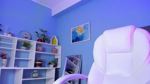 Snapshot of kylie_reyes chatting on February 26, 1:43 am Kylie Reyes online show from February 26, 1:43 am