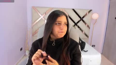 Kylie Reyes  online show from December 1, 7:08 pm