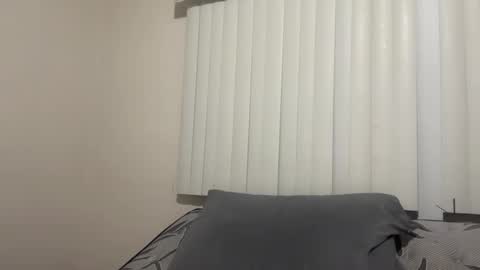 kylie_star30 online show from April 23, 6:36 am