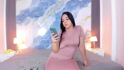 Kaylie And Jhony online show from February 6, 7:50 pm