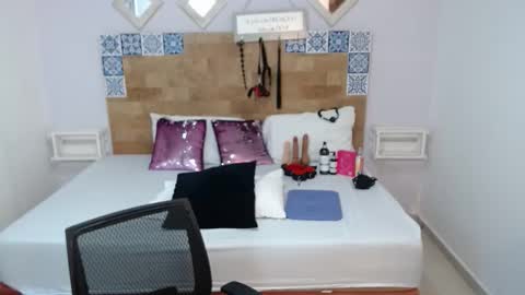 Melissa online show from November 23, 10:26 am