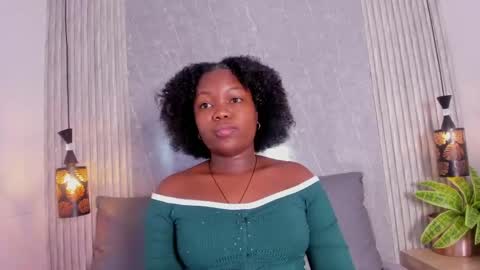 Snapshot of kyliee_vega chatting on June 3, 2:33 pm kyliee_vega online show from June 3, 2:33 pm