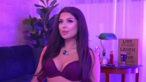 Snapshot of kyliekroft_ chatting on July 17, 10:14 pm Kylie online show from July 17, 10:14 pm