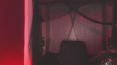 Snapshot of kyliemaxwell chatting on January 9, 12:52 pm K Y L I E online show from January 9, 12:52 pm