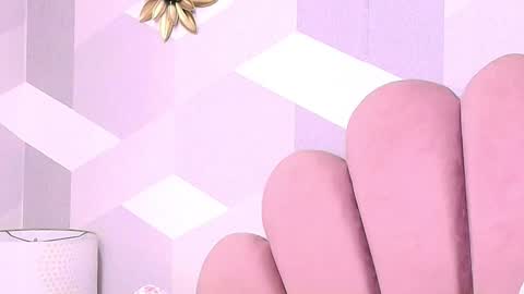 Snapshot of kyliemonnet chatting on October 28, 11:36 am Kylie jl online show from October 28, 11:36 am