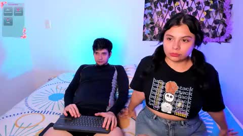 kylietimothee online show from November 9, 4:22 am