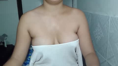 Snapshot of kyliexx98 chatting on March 29, 10:59 am kylie online show from March 29, 10:59 am