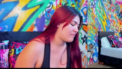 Snapshot of kyliiebaker chatting on April 23, 12:29 pm Kylie online show from April 23, 12:29 pm