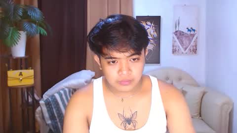 Snapshot of kyll_collins chatting on November 5, 5:46 pm kyll_collins online show from November 5, 5:46 pm