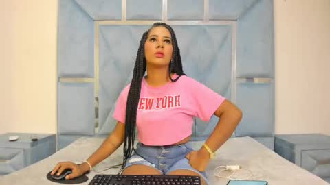 kym online show from February 14, 12:46 pm