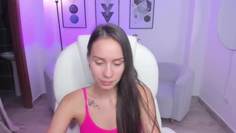 Kymberly online show from February 24, 3:09 pm