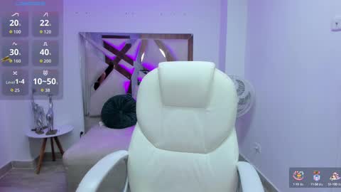 Kymberly online show from October 6, 7:11 pm