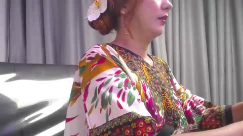 Kyra online show from February 4, 12:44 pm