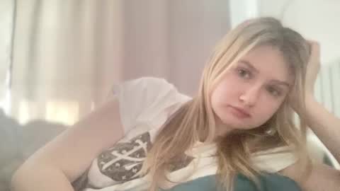 Amanda online show from March 14, 11:04 am